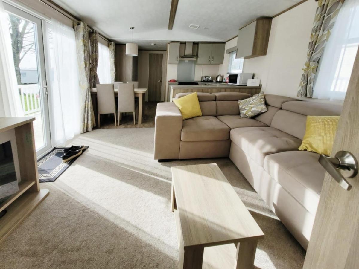 Nightingale Hotel South Cerney Bagian luar foto