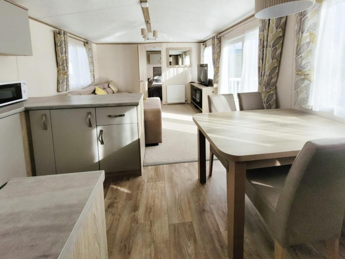 Nightingale Hotel South Cerney Bagian luar foto